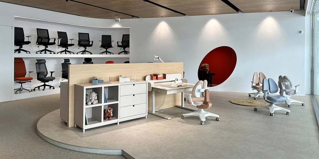 ULTRARM monitor arm and Moodular wooden monitor stand — modular, ergonomic, and designed for VISION ultrawide monitors. Enhances comfort, saves space, and elevates your workspace with precision craftsmanship.